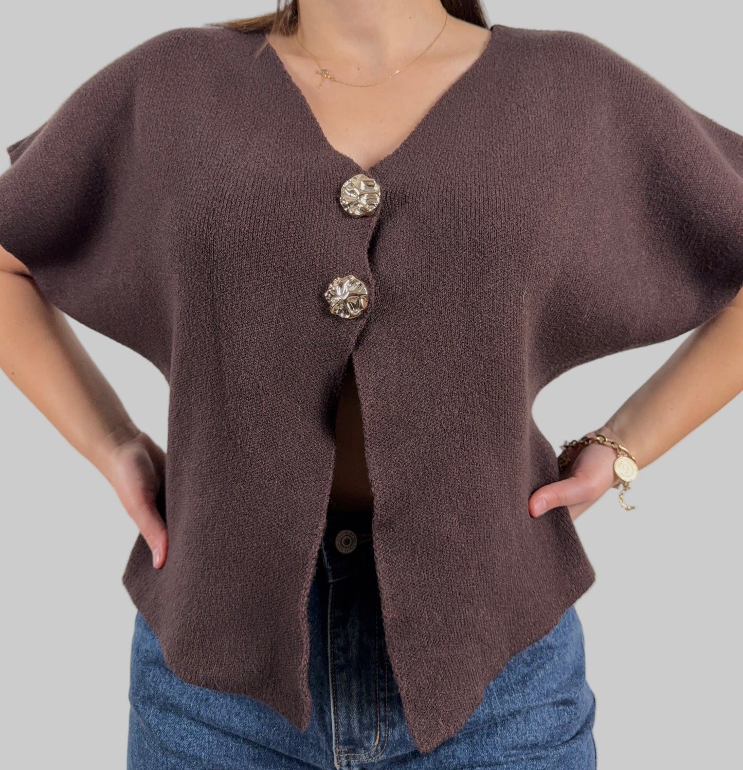 Elin - truitje met knoopjes